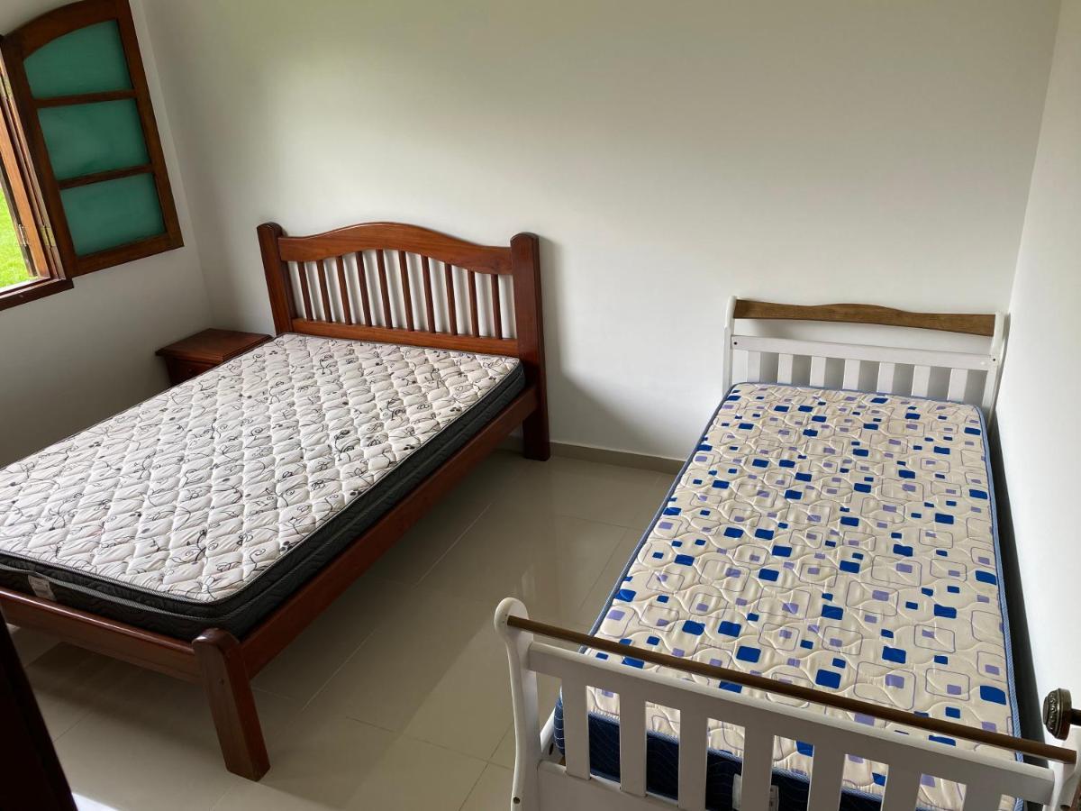 Casa Bem Espacosa Com Piscina, Campo De Futebol E Area Gourmet A Um Quarteirao Da Lagoa De Praia Seca 아라루아마 외부 사진